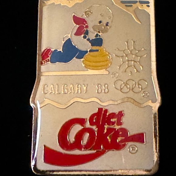 Diet coke Pin set #4 1988 Calgary Winter Olympics 5 pins in case w/ Box #KID 941 - Picture 5 of 9
